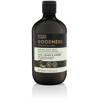 Baylis & Harding Goodness bath soak in dark amber bottle with white label, featuring Oud, Cedar & Amber scent, 500ml.