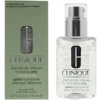 Clinique Dramatically Different Hydrating Jelly 125ml in clear bottle with silver cap and green box packaging.