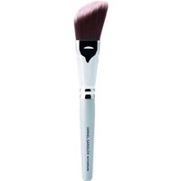 White Daniel Sandler Waterbrush with angled bristles and silver ferrule, designed for precise makeup application.