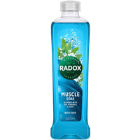 Blue Radox Muscle Soak bath foam bottle with merimineraalit and salvia, 500ml, clear cap, green leaf design.