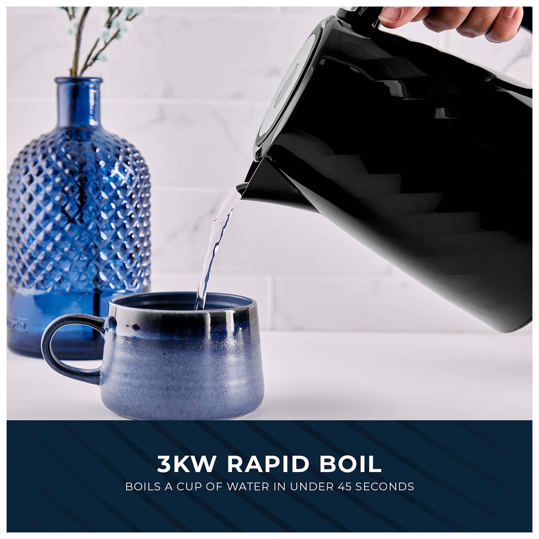 1.7 Litre Textured Windsor Kettle - image 3