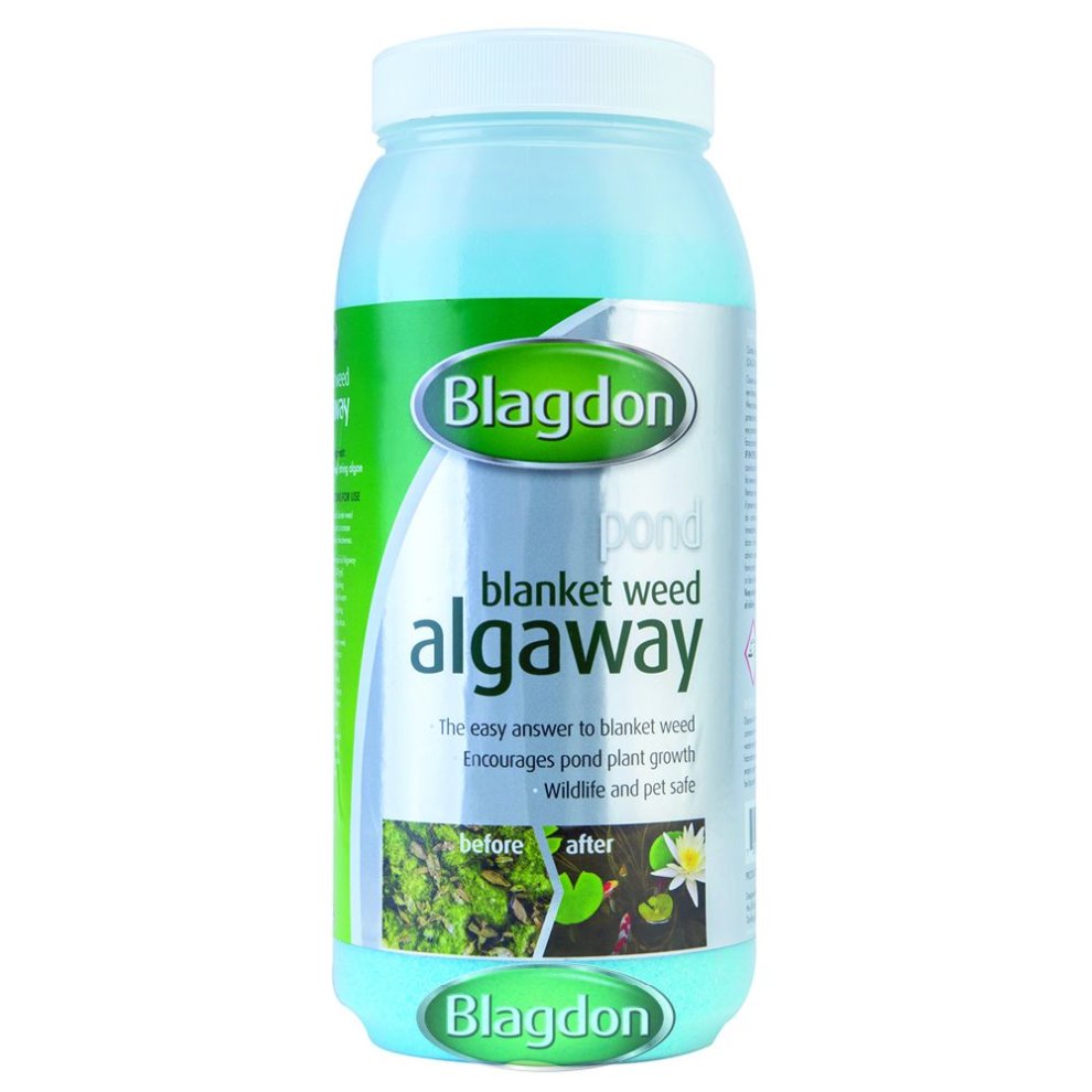 Clear plastic bottle of Blagdon Pond Blanketweed Algaway, 623g, featuring a green and blue label with text highlighting its effectiveness against blanket weed and safety for wildlife.