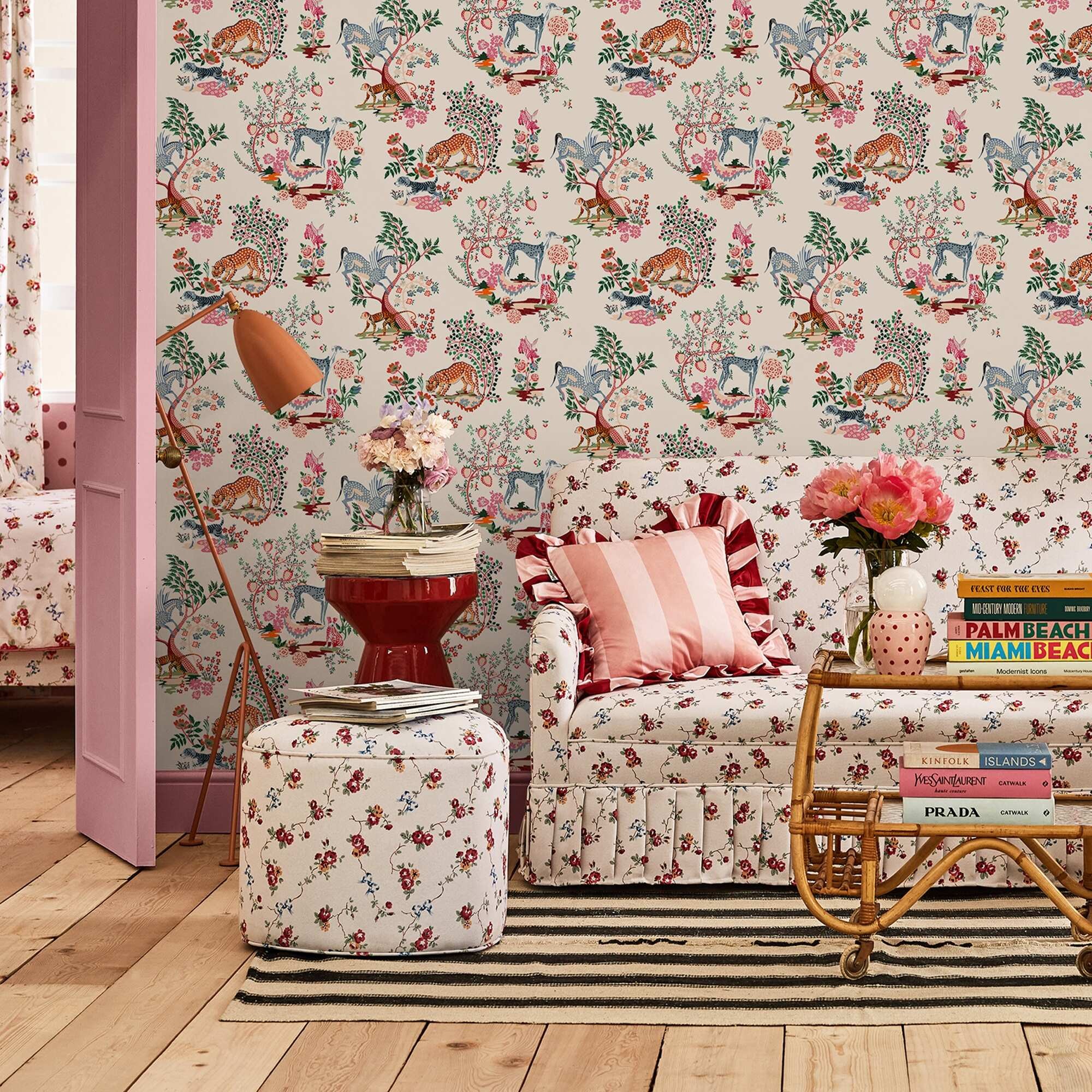 Cath Kidston Painted Kingdom Natural Wallpaper - image 2