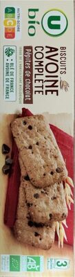 Brown oat biscuits with chocolate chips, packaged in a green and white box labeled "Biscuits Avoine Complète," featuring organic certifications and a red background.