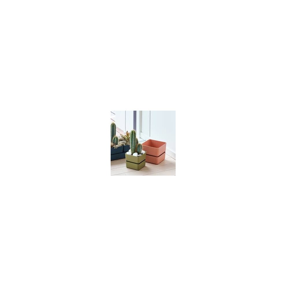 Cilindro Red Grape Outdoor Pot 18cm - image 3