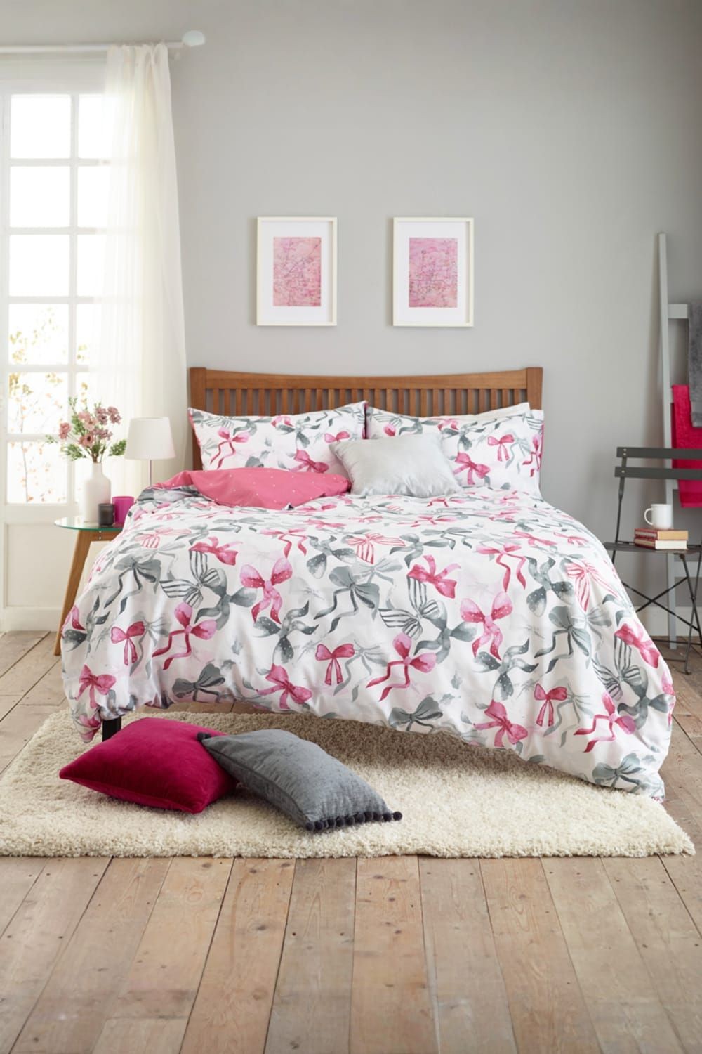 Deyongs Bows Pink Reversible Super King Size Duvet Set - image 2