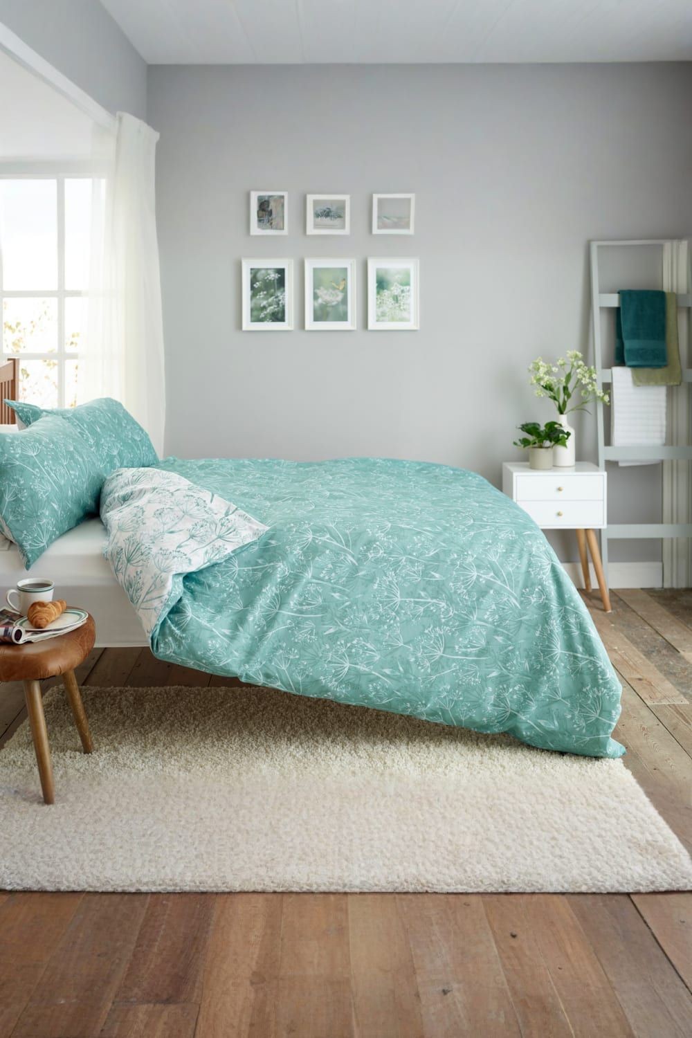 Deyongs Cow Parsley Green Reversible Super King Size Duvet Set - image 3