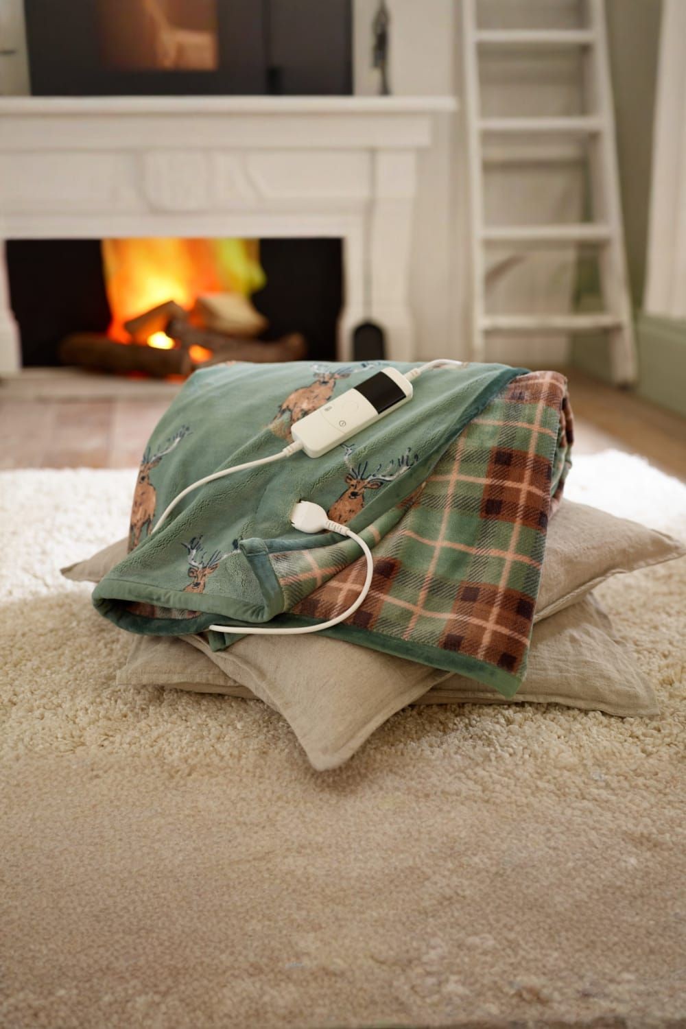 Deyongs Highland Fell Multicolour Heated Throw 140 x 180cm - image 3