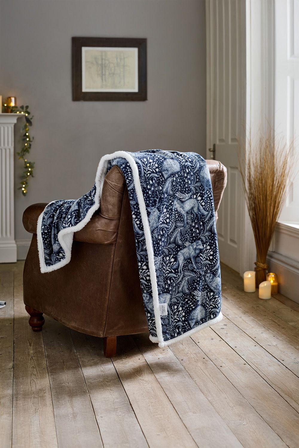 Deyongs Woodland Folk Navy Throw 140 x 180cm - image 2
