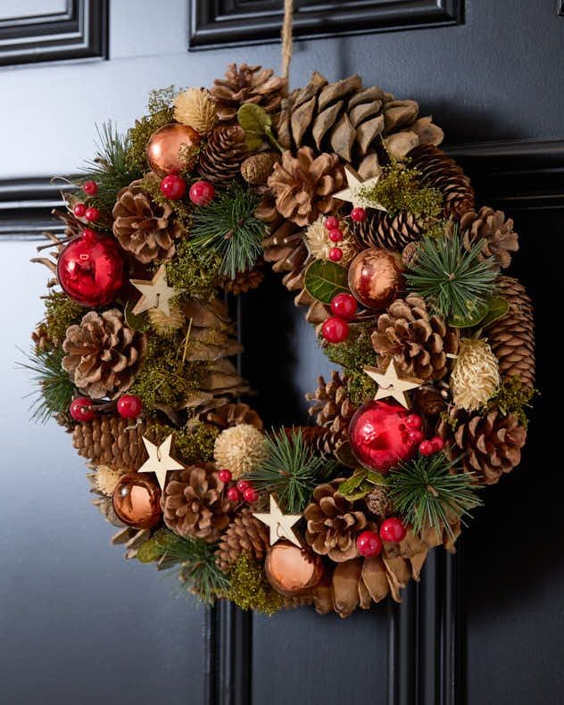 Dibor Fern Leave Artificial Christmas Wreath with Pinecones Baubles and Stars 36cm - image 3