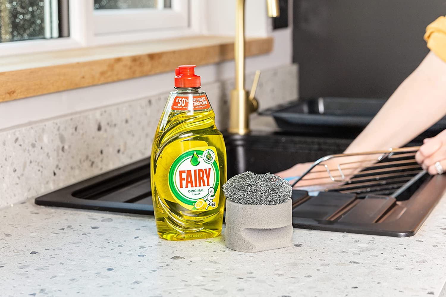 Fairy Platinum Dual Sided Easy Grip Sponge Scourer 2 Pack - image 2