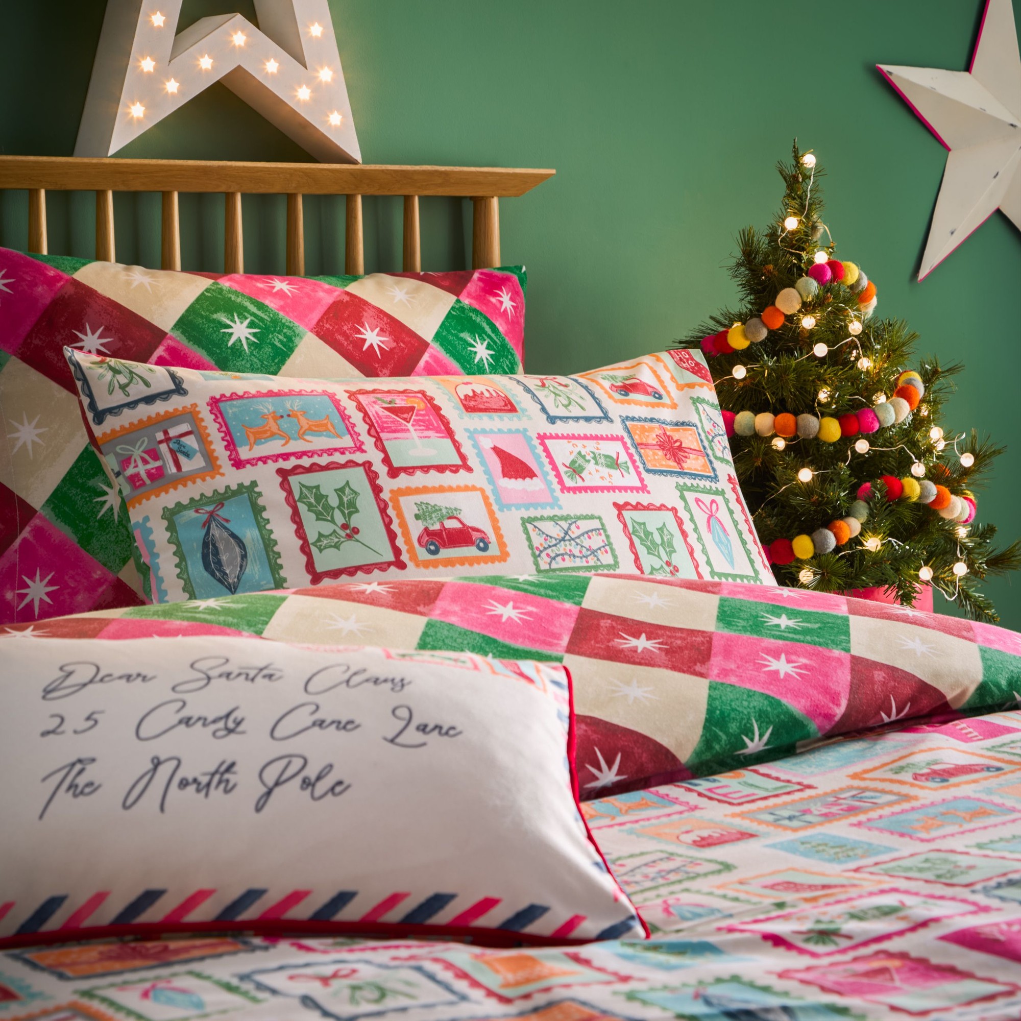 Furn Dear Santa Printed Super King Size Reversible Duvet Set - image 3
