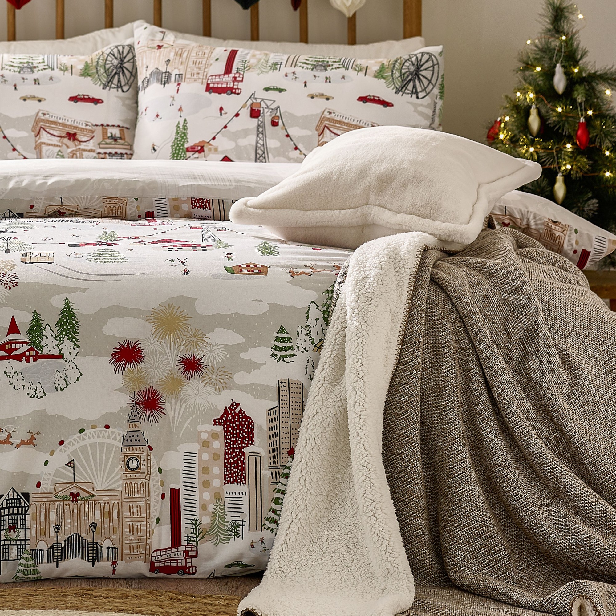 Furn Joy To All Printed Single Reversible Duvet Set - image 4
