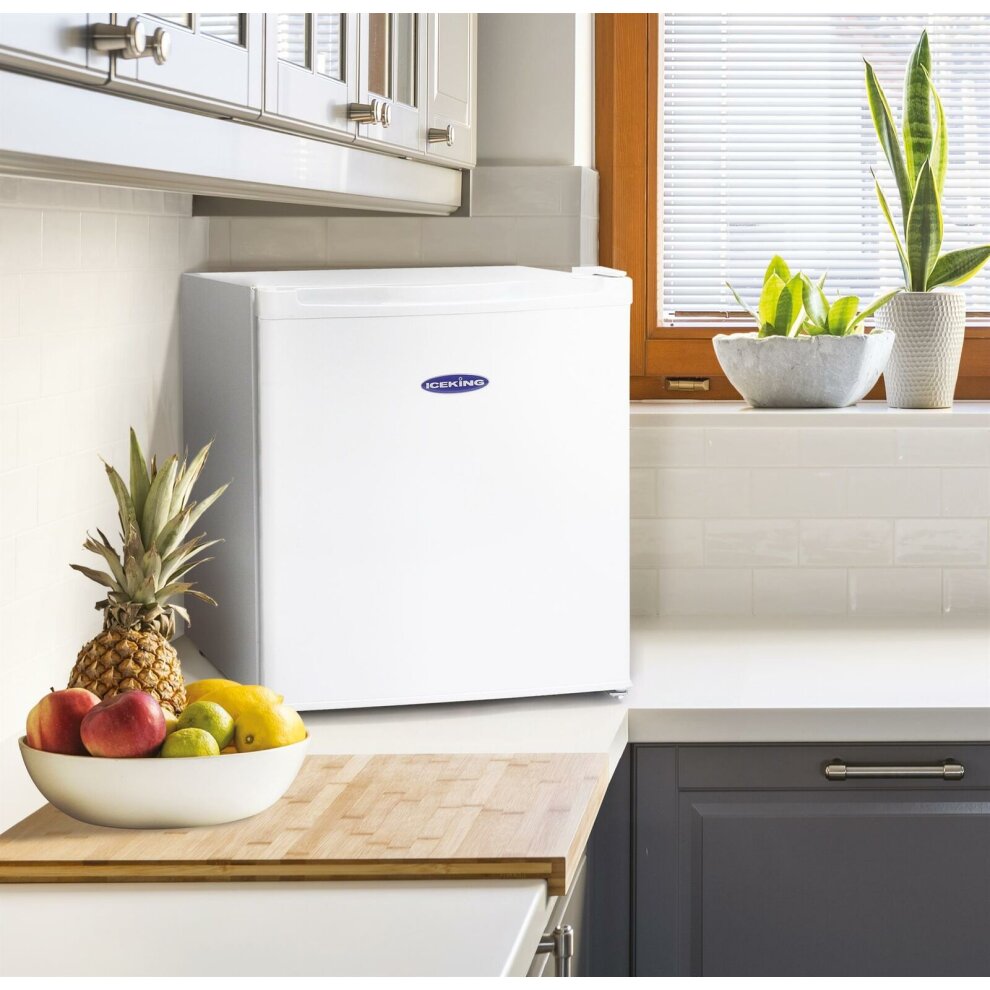 Iceking TT47EW 45cm 40L Table Top Mini White Fridge - image 3