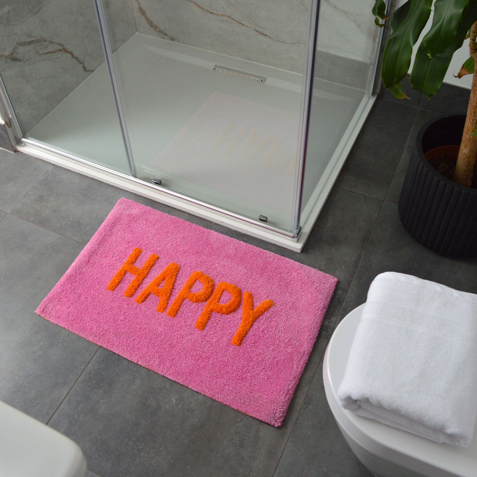 Mooky Mats Pink and Orange Happy Slogan Non Slip Bath Mat 50 x 80cm - image 3