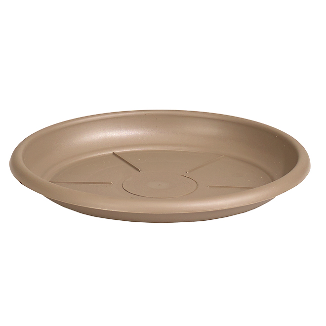 Brown plastic plant saucer, 7 inches in diameter, featuring a shallow, round design with a flat base and raised edges for water drainage.