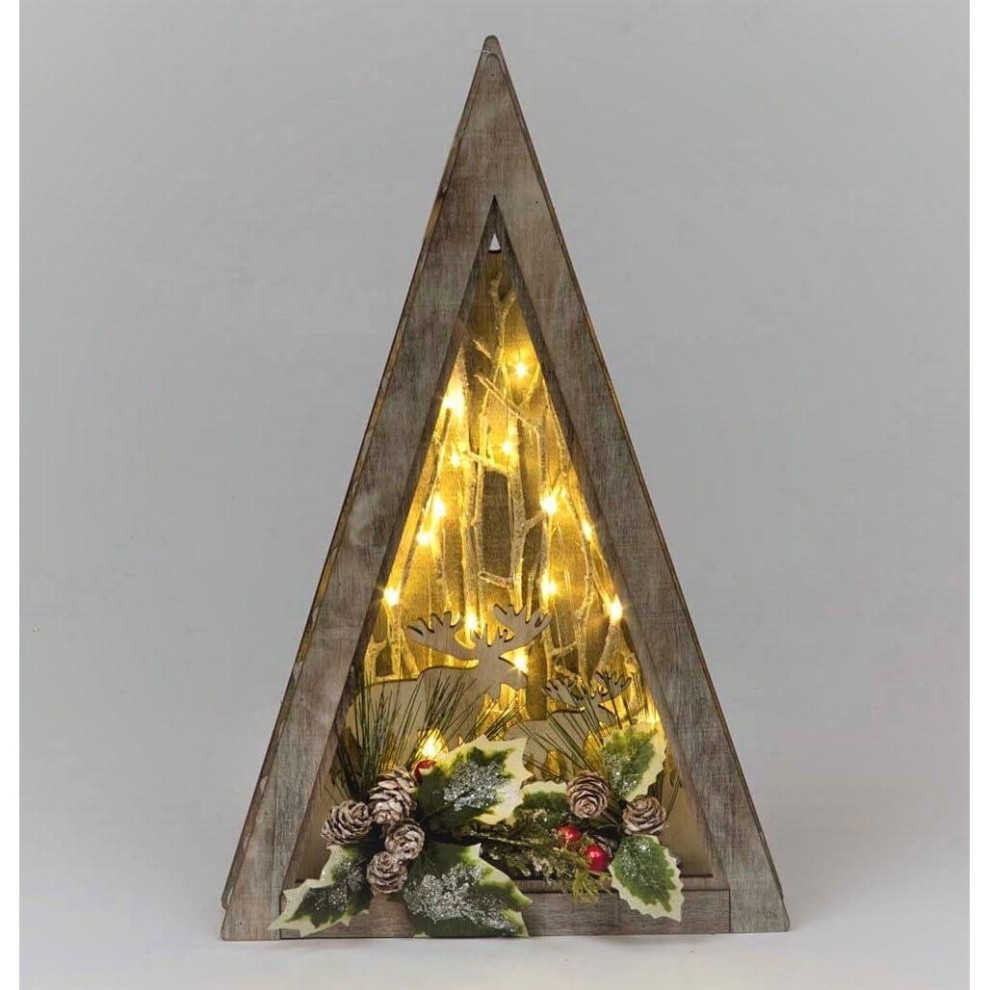 Wooden triangular reindeer scene with warm LED lights, featuring pinecones, holly, and a rustic finish, measuring W24.5xD5.5xH39cm.