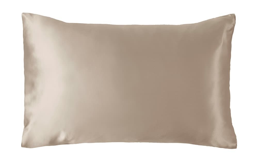 Light beige 100% Mulberry silk standard pillowcase by Silky Silks, featuring a smooth, lustrous finish and elegant design.