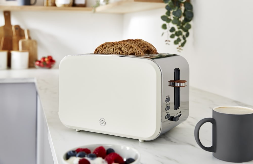 Swan Nordic EEJB146 2 Slice Toaster 1.7L Kettle and 20L Microwave Bundle White - image 2