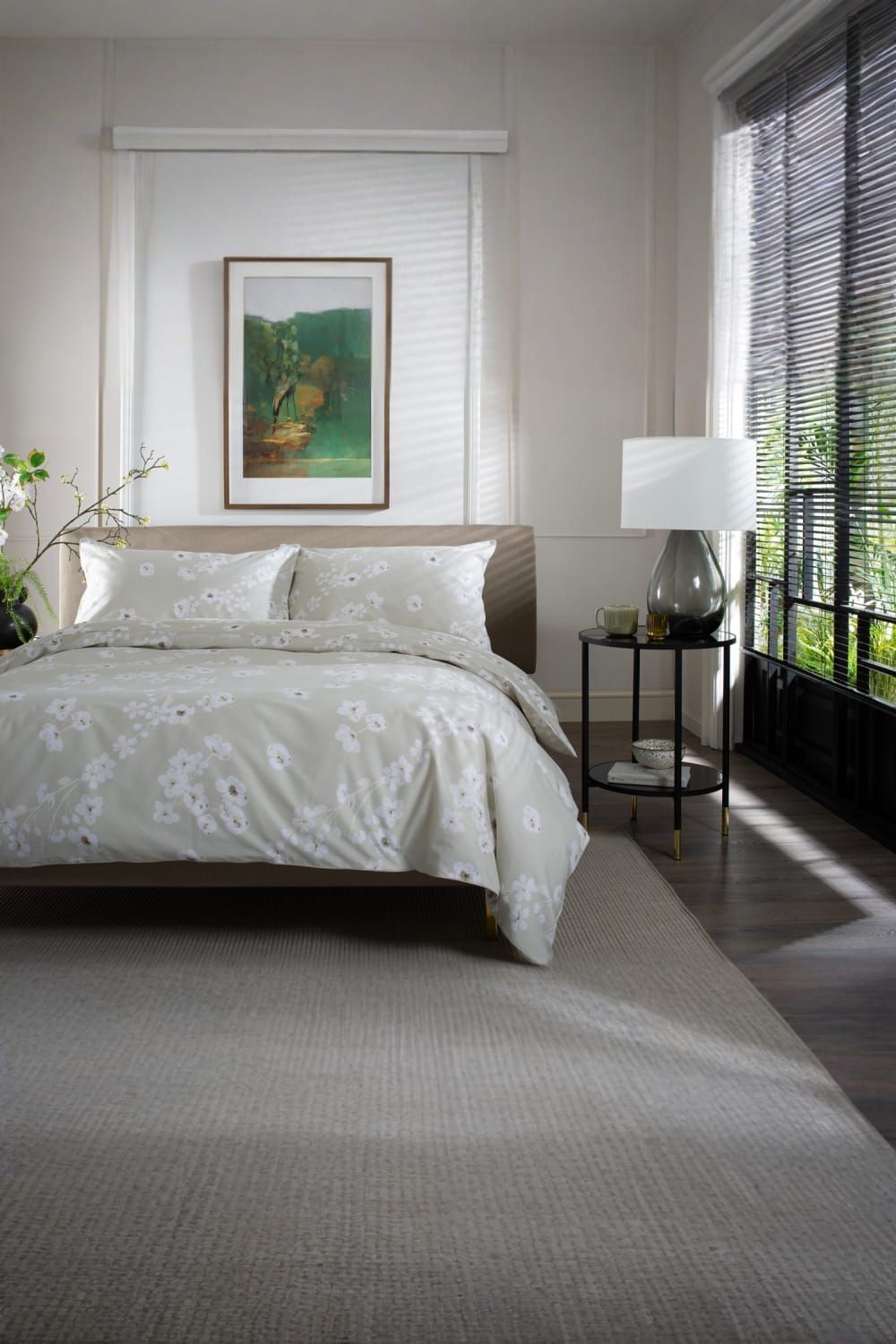 The Lyndon Company Petite Fleure Natural Super King Size Duvet Set - image 3
