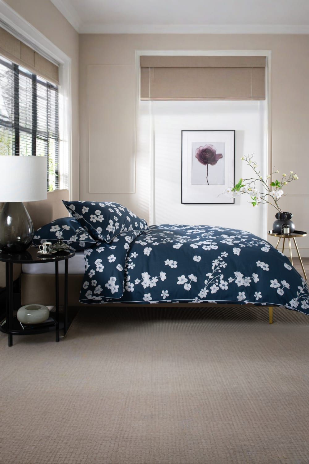 The Lyndon Company Petite Fleure White and Navy Single Duvet Set - image 3