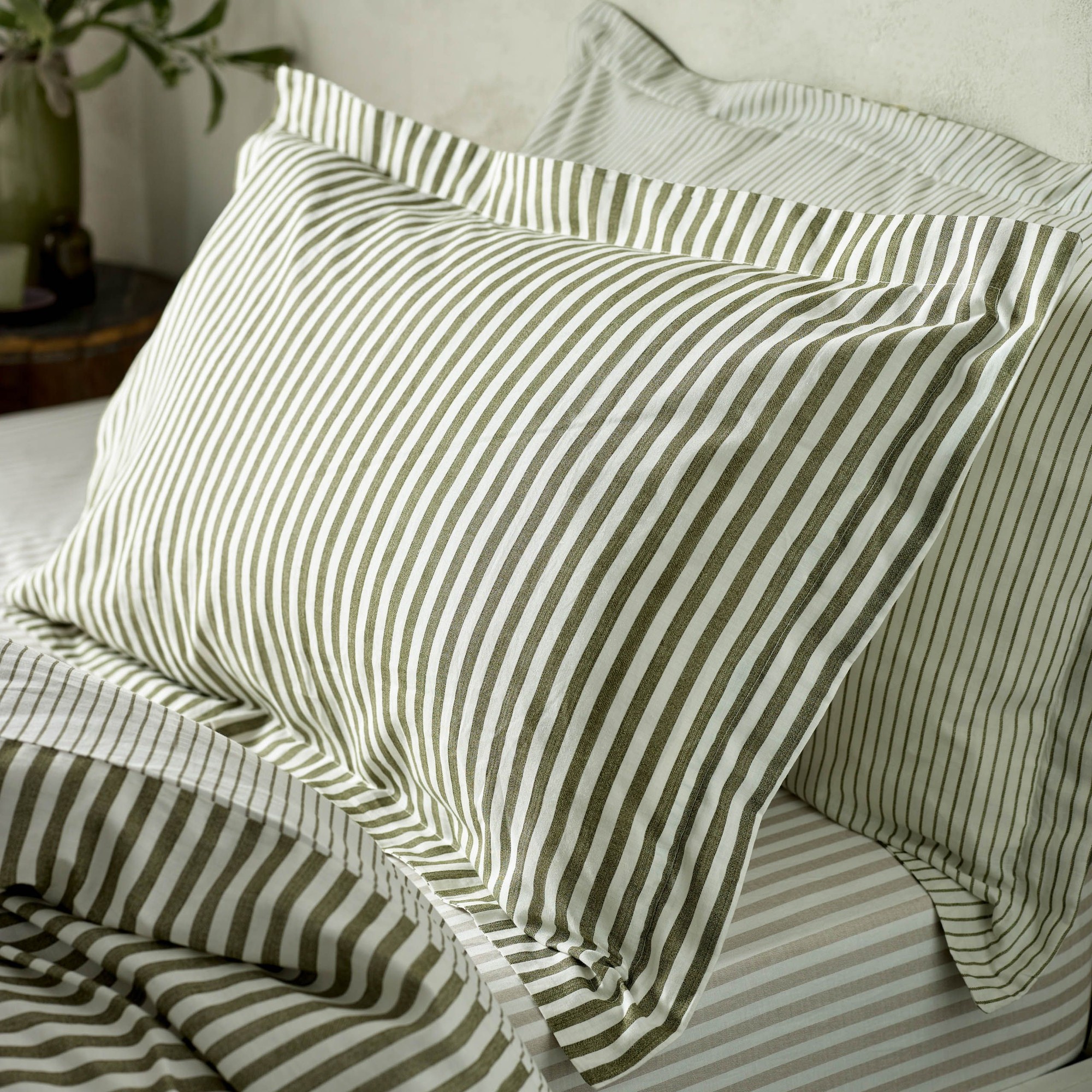 Yard Hebden Mélange Stripe Olive Single Cotton Duvet Set - image 4