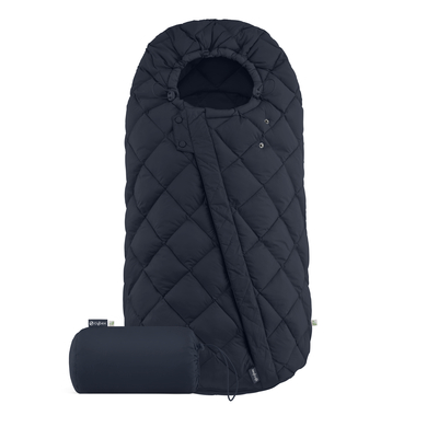 Ocean blue Cybex Snogga 2, a cozy baby footmuff with a quilted design, features a hood, adjustable openings, and a compact storage bag.