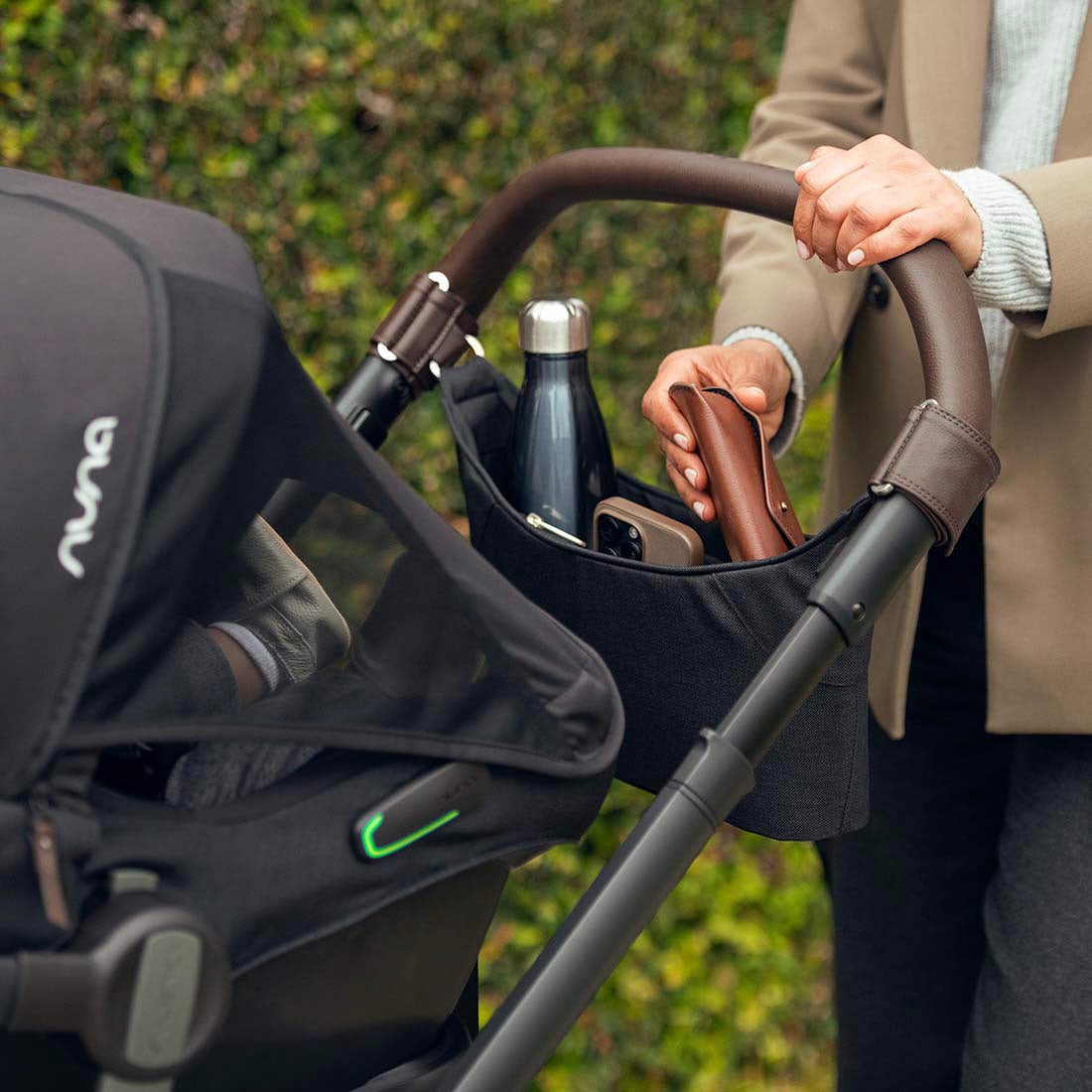 Nuna Stroller Organiser- Caviar - image 5