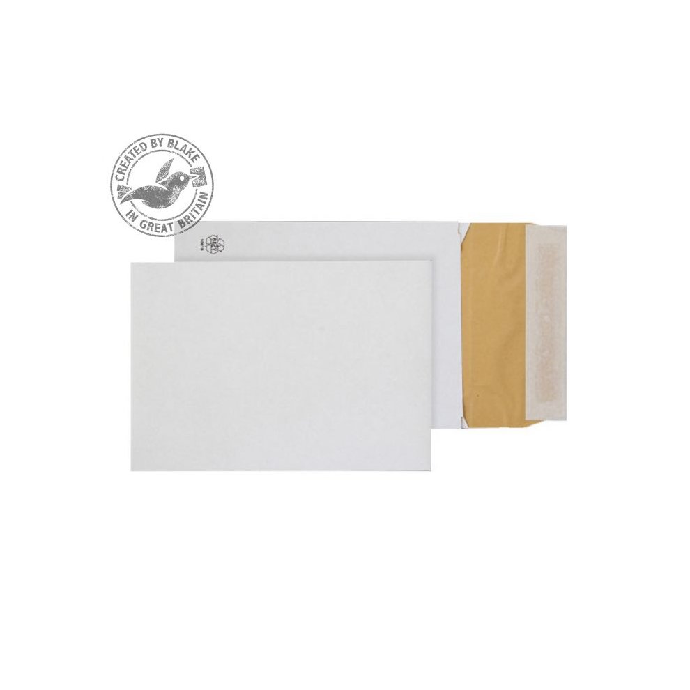 White EcoCushion gusset pocket envelope with a peel-and-seal closure, measuring 324x229x50mm, featuring a brown kraft interior and a Blake certification logo. Pack of 100.