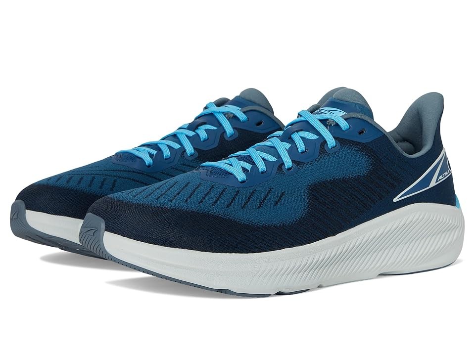Navy and light blue Altra Experience Form men's shoes in size 11, featuring a breathable mesh upper, cushioned sole, and contrasting laces for a sporty look.
