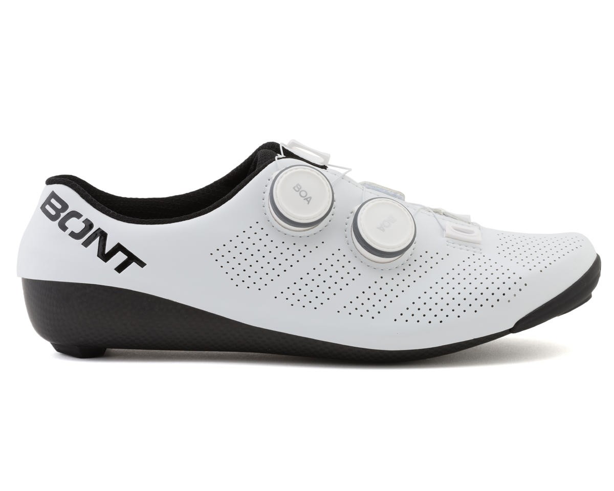 White Bont Riot road shoes feature a sleek design with perforated material, dual BOA dial closures, and a wide width for comfort and performance.