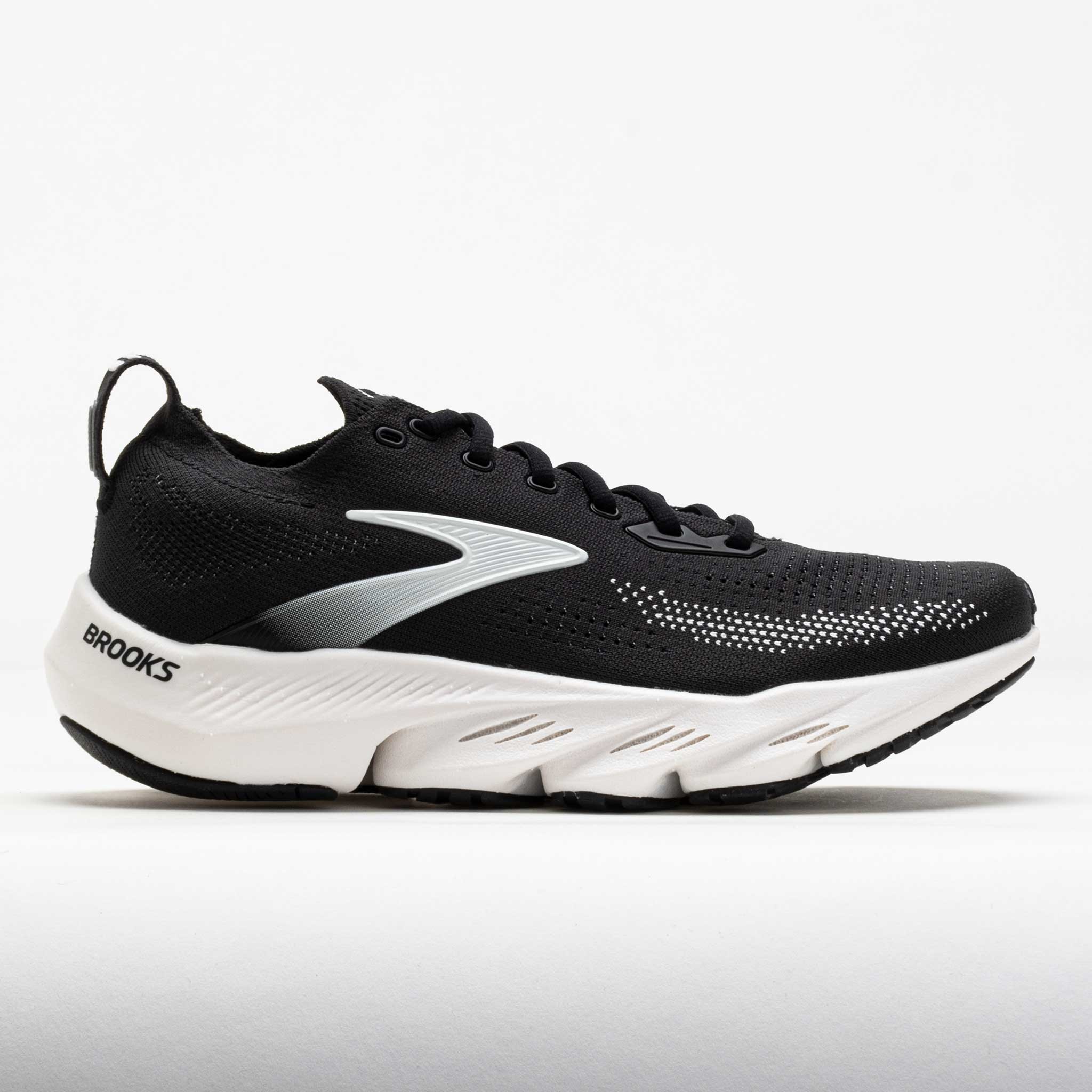 Black and white Brooks Glycerin Flex women's shoes in size 9.5 B, featuring a synthetic upper, breathable mesh, and a cushioned sole for comfort.