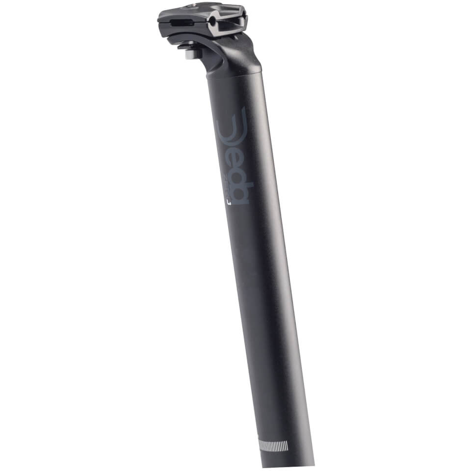 Black aluminum Deda Elementi Zero seatpost, 31.6mm diameter, featuring a sleek design and adjustable clamp for optimal saddle positioning.
