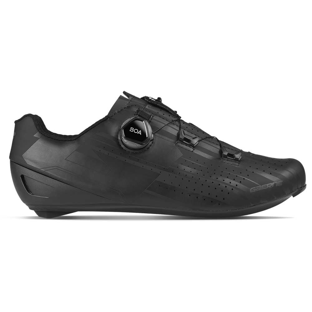 Black Gaerne G.Fulgor road shoes in EU size 42, featuring a sleek design, perforated upper for breathability, and a BOA dial for adjustable fit.