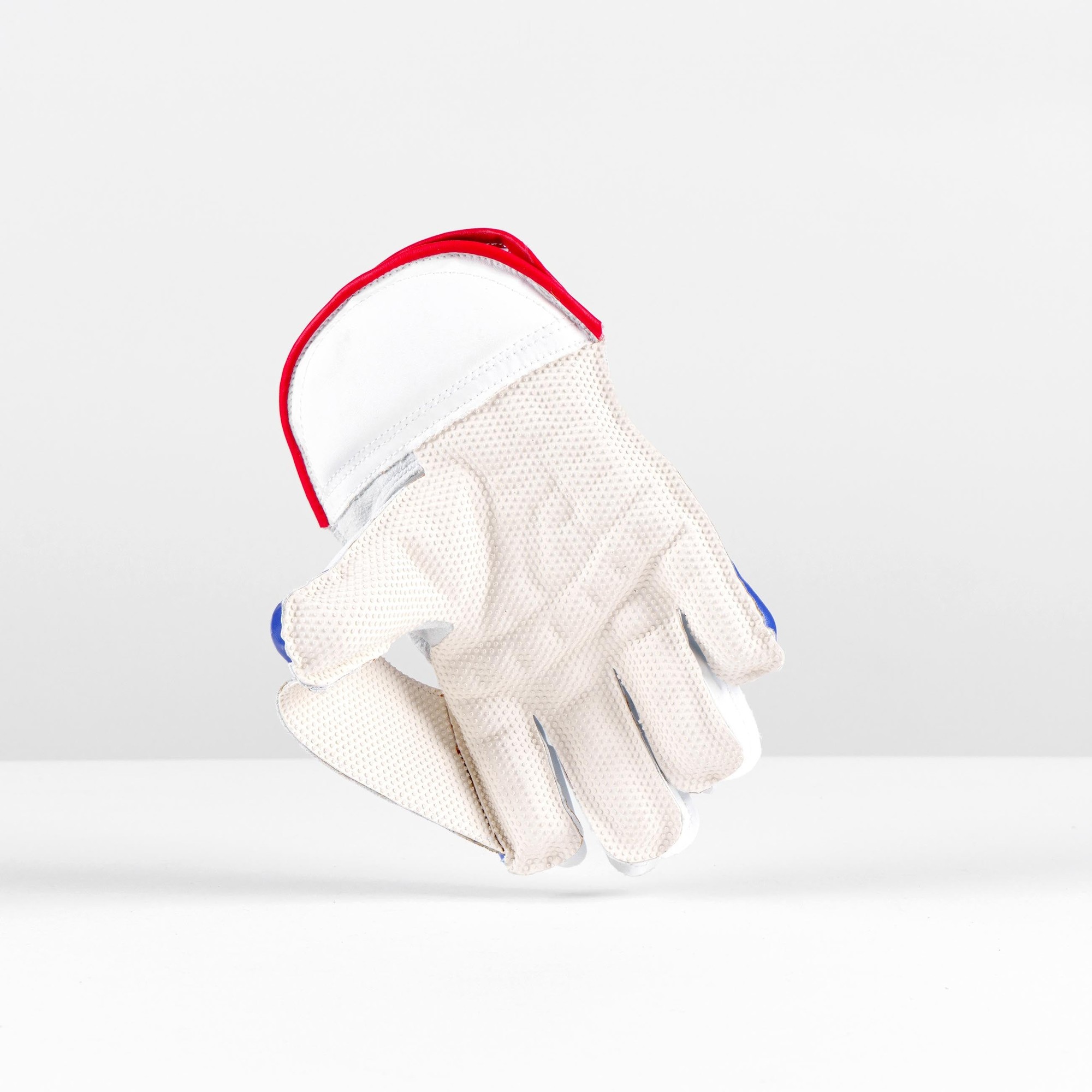 Gray-Nicolls Classic Academy Wicketkeeping Glove - Size: Extra Small Junior - White - image 3