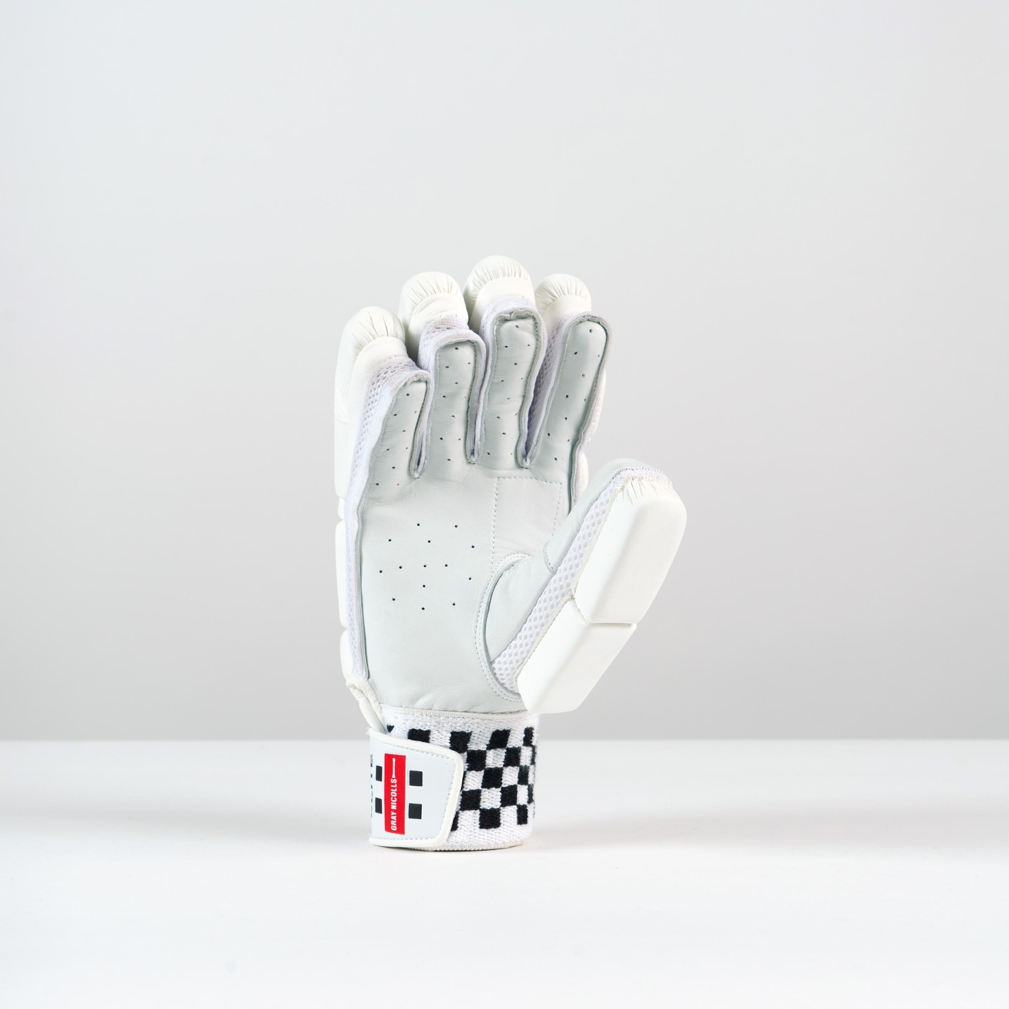 Gray-Nicolls Classic Elite Batting Gloves - Size: RH - Small - White - image 5