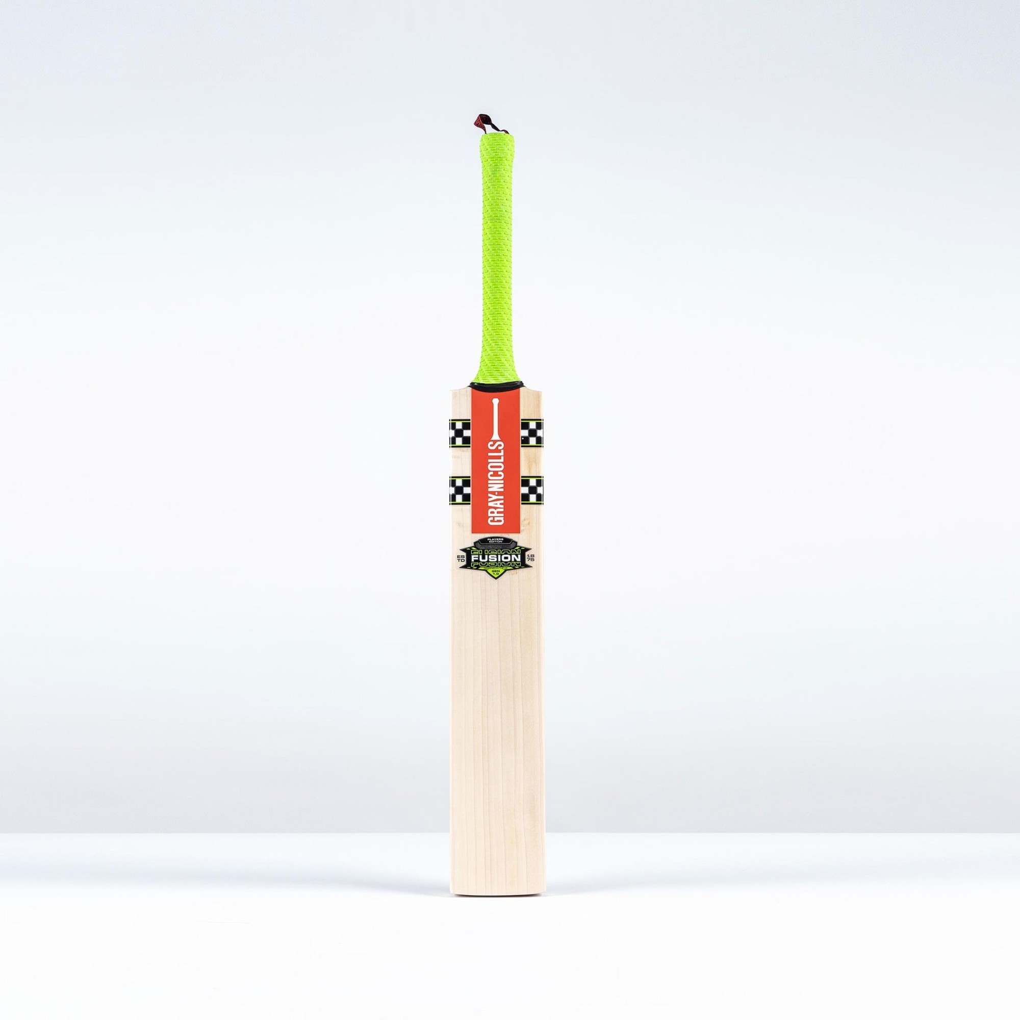 Gray-Nicolls Fusion Players Edition Adult Cricket Bat - Size: Short Handle - image 3