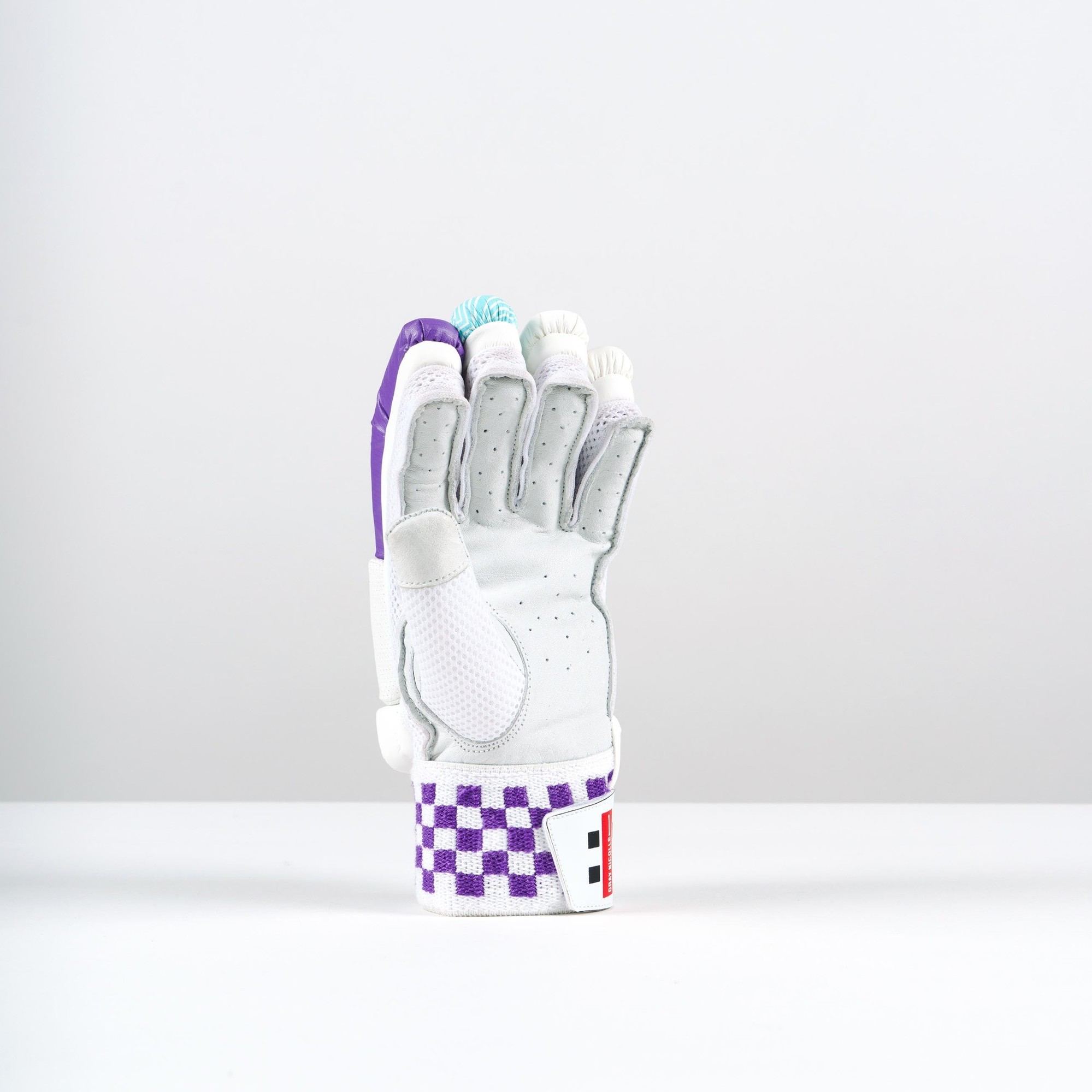 Gray-Nicolls GEM 2.1 250 Batting Gloves - Size: RH - Gem - White - image 5