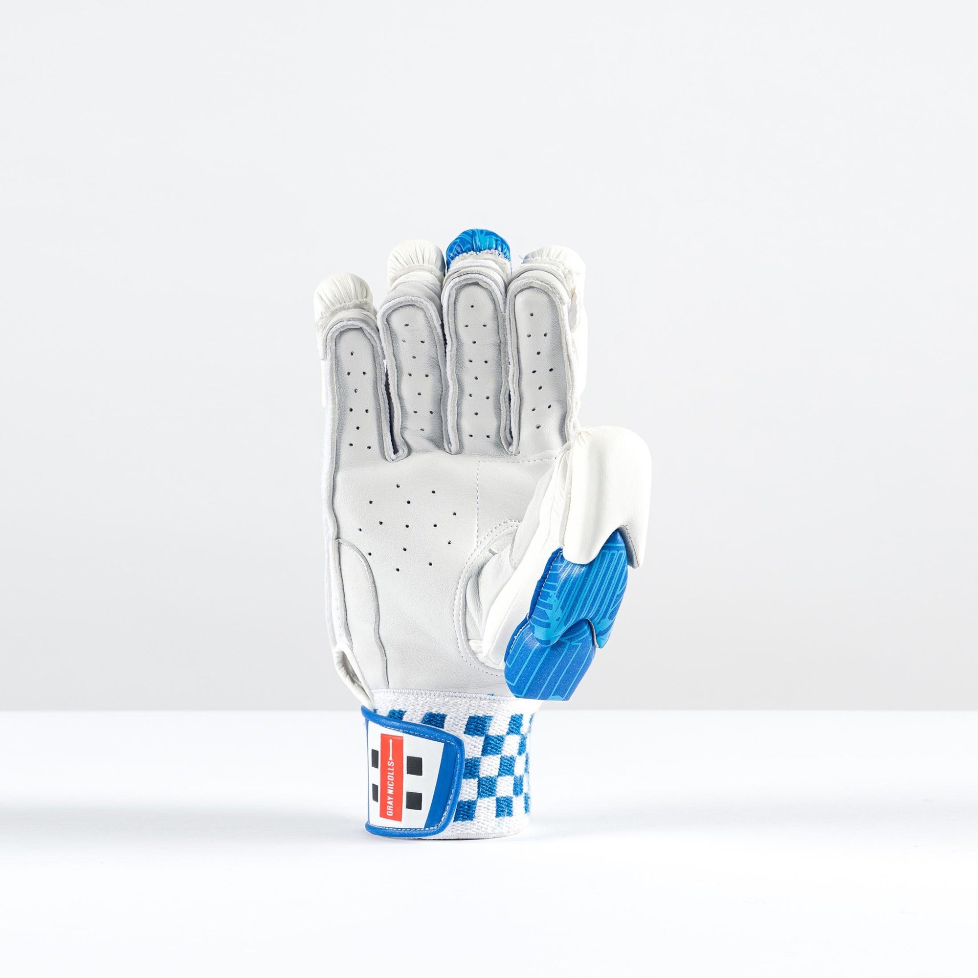 Gray-Nicolls Havoc 1.0 2000 Adult Batting Gloves - Size: LH - Small - White - image 3
