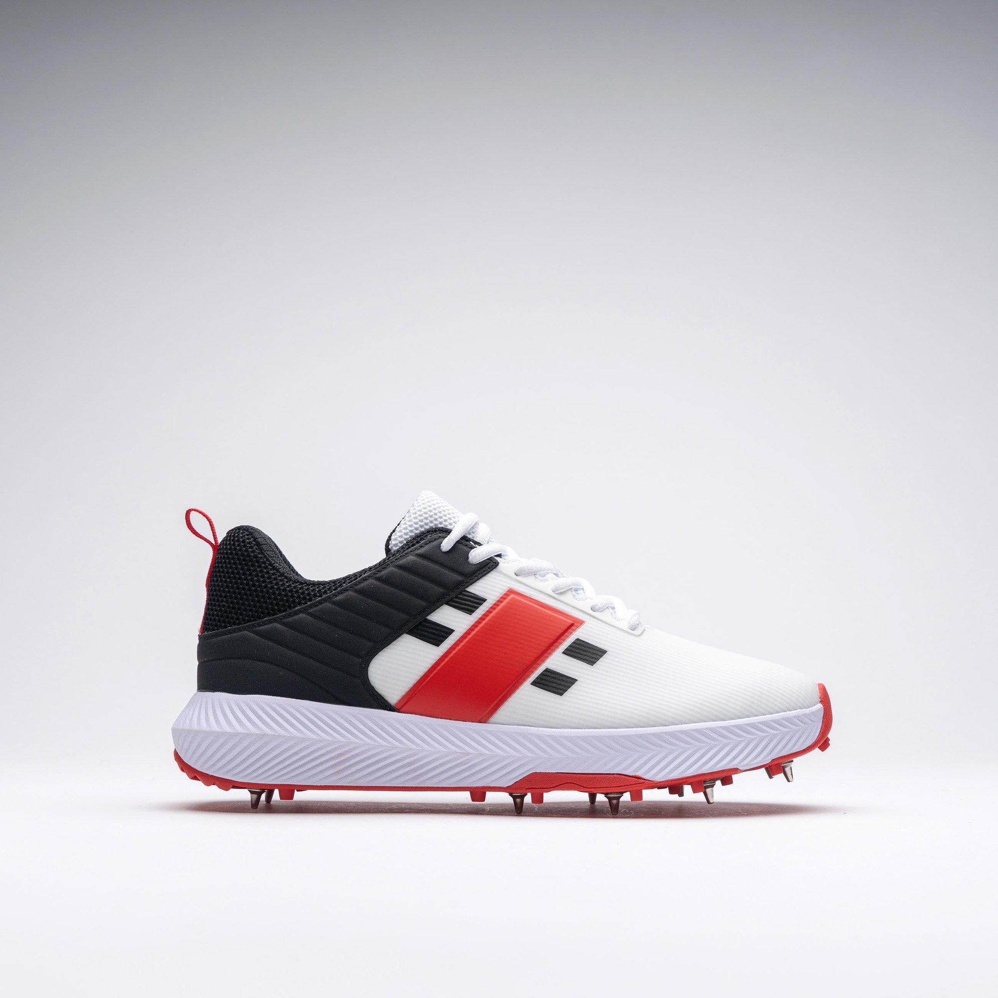 Gray-Nicolls Players 3.0 Spike Adult Shoes - Size: 8 - White - image 3
