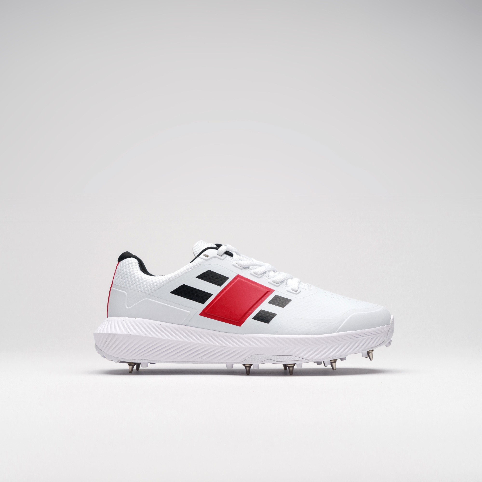 Gray-Nicolls Revo Pro 1.0 Spike Adult Shoes - Size: 11.5 - White - image 4