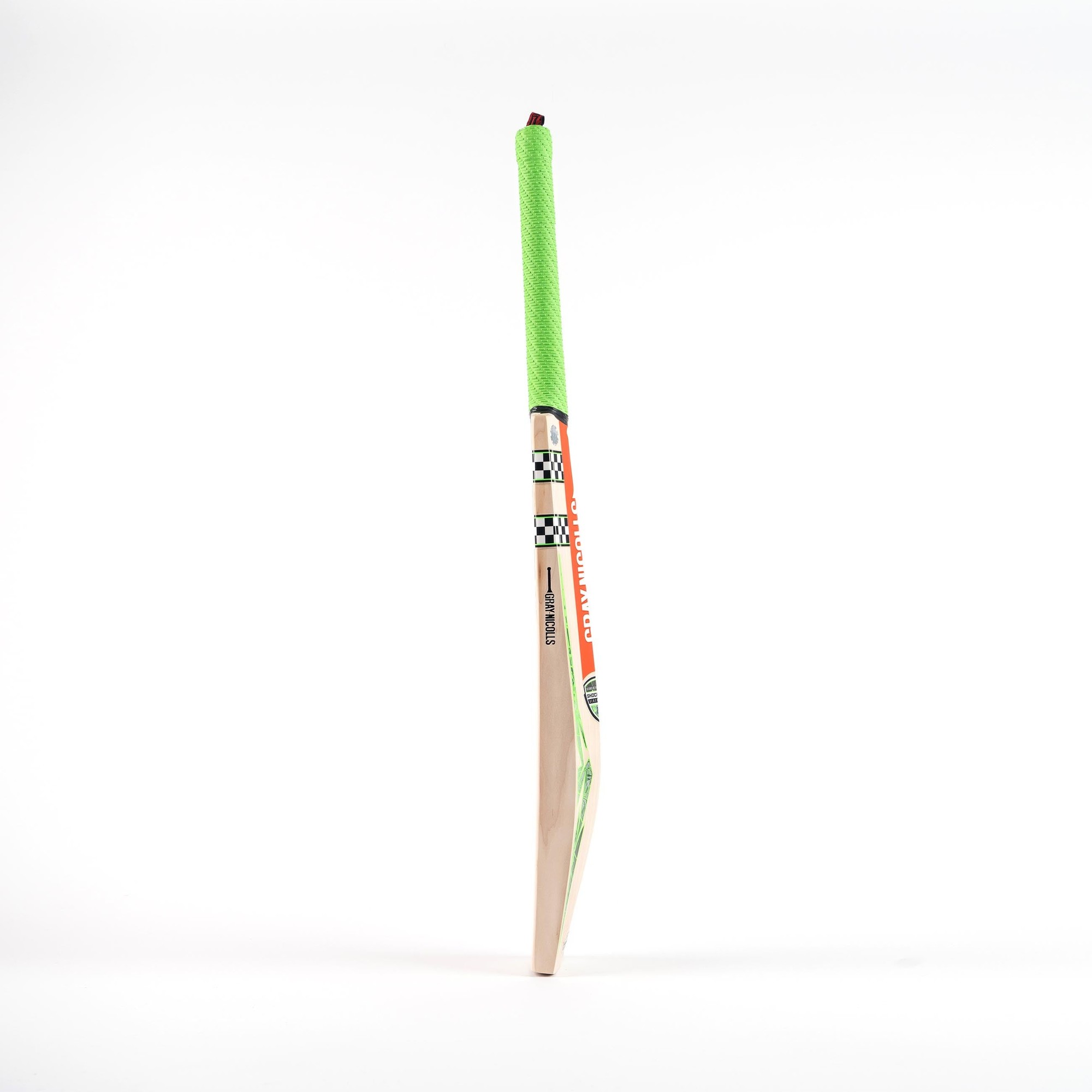 Gray-Nicolls Shockwave 2.3 300 Junior Cricket Bat - Size: Harrow - image 4