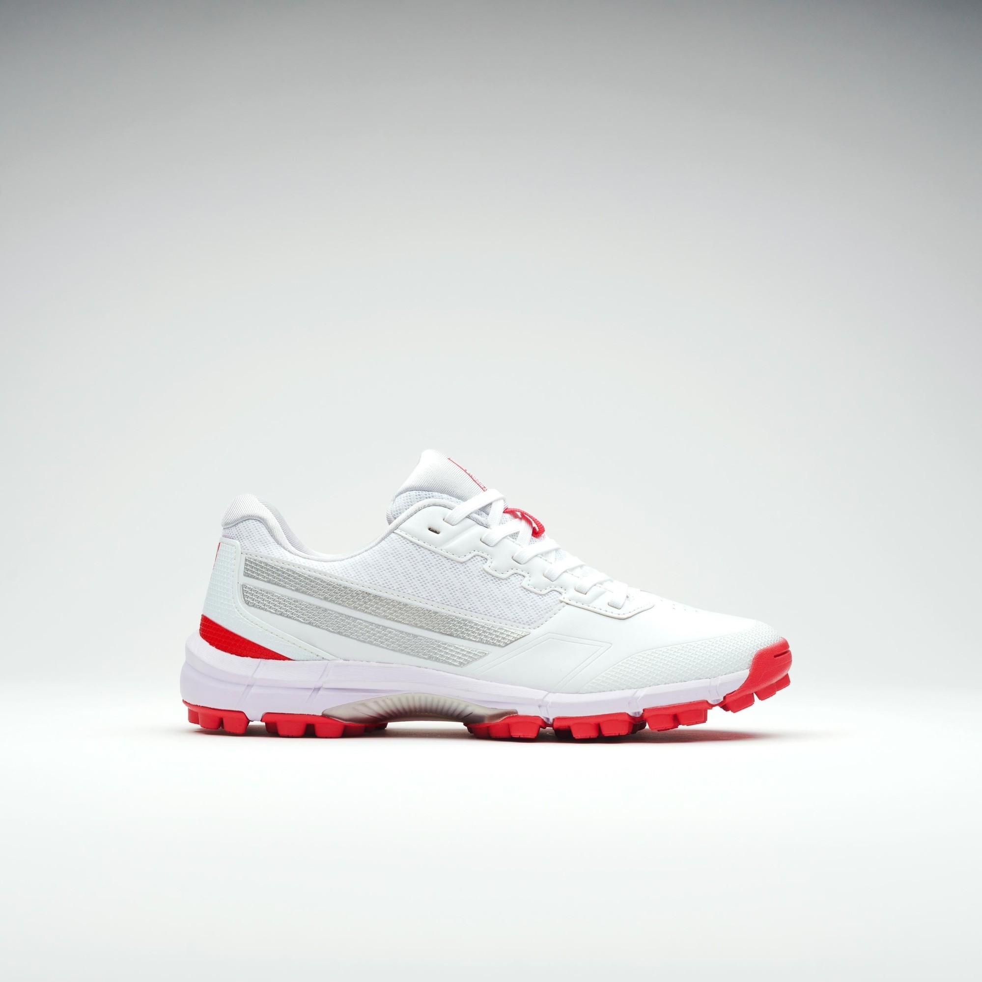Gray-Nicolls Velocity 5.0 Rubber Shoes - Junior - Size: 4 - White - image 4