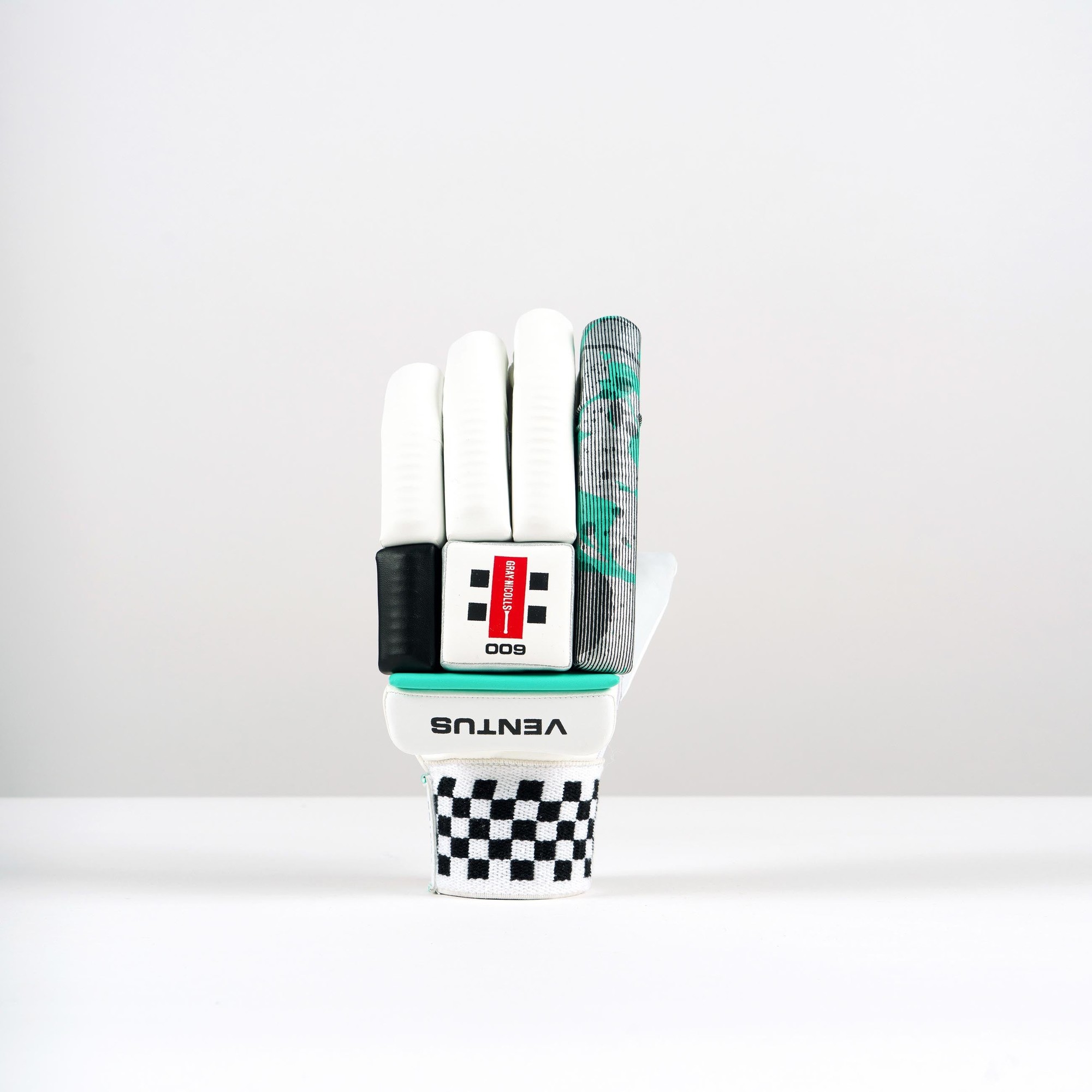 Gray-Nicolls Ventus 1.0 600 Batting Gloves - Size: LH - Youth - White - image 5
