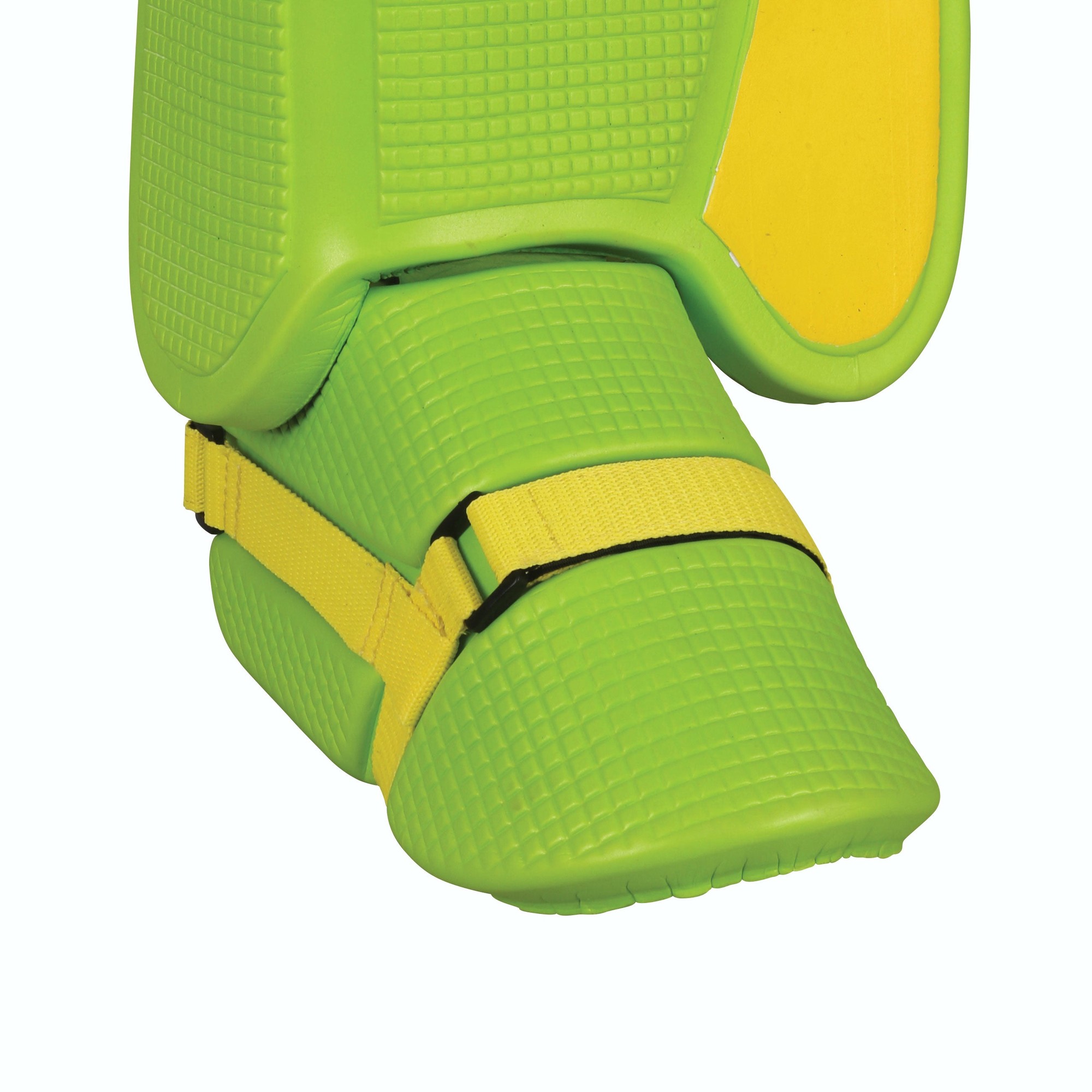 Black kicker strap designed for Grays G90 hockey gear, featuring adjustable yellow fastening for secure fit on the green padded kicker.