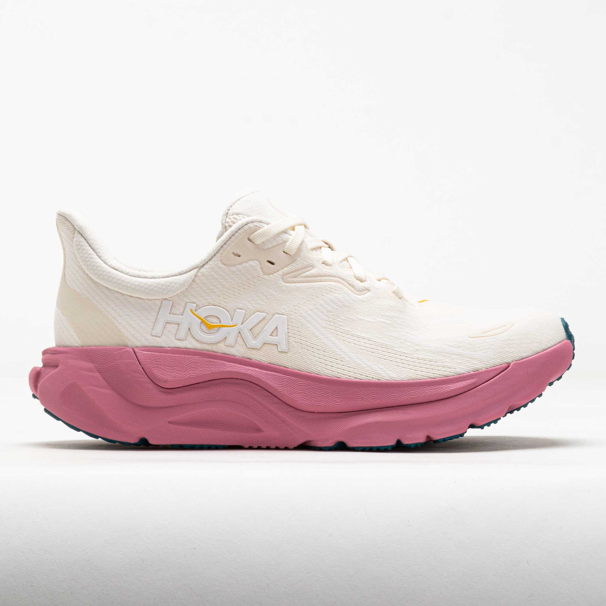 HOKA Women's Arahi 8 road running shoes feature a lightweight alabaster upper with a bold lingonberry midsole, designed for comfort and support, size 6.