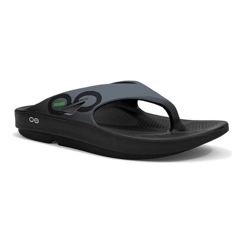 Black and gray unisex thong sandal with a cushioned sole, featuring a sporty design and a textured footbed for comfort, ideal for post-exercise recovery.