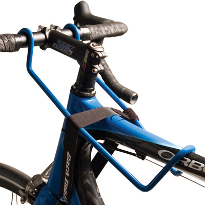 Blue metal handlebar holder designed to fit 32mm handlebars and 50mm top tubes, featuring a secure strap for stability and a sleek, lightweight design.