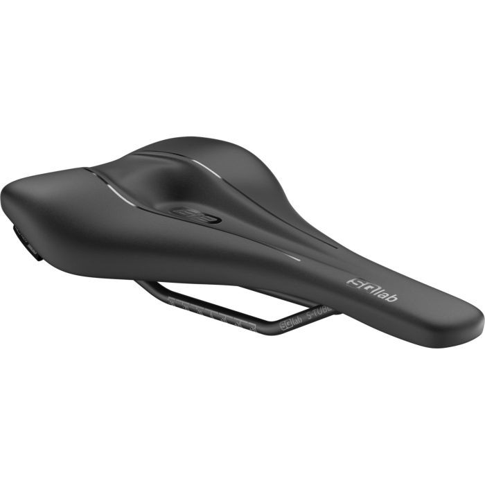 Black SQlab 612 Ergowave Active 2.2 S-Tube saddle featuring a sleek design, ergonomic shape, and a 16cm width, ideal for comfort during cycling.
