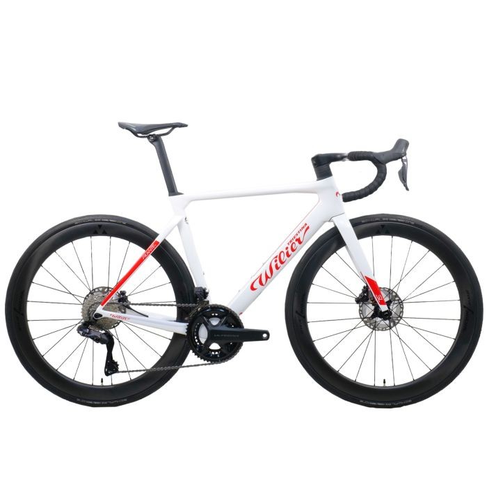 Wilier Filante SL Ultegra Di2 road bike in white and red, featuring a sleek carbon frame, aerodynamic design, disc brakes, and high-performance components, size S.